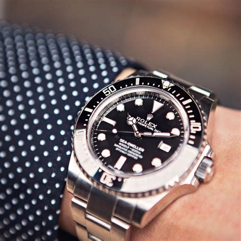 buy rolex sea dweller 4000|sea dweller 4000 investment.